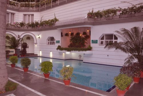 Grand Continental Hotel Allāhābād Junction Екстериор снимка